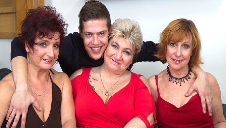 One Lucky Guy Having Funwith Three Mature Sluts