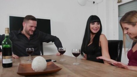 Lucky bossy fucks his hot secretaries Vinna Reed and Valentina Ricci