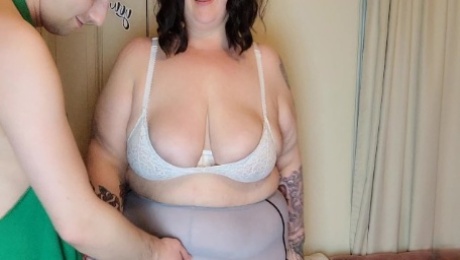 I worship and fuck my BBW gf's oiled up belly until I cum all over it. Bellyplay/bellyfucking/oiled